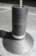 Magnetic suction foot for Kienzle roof sign
